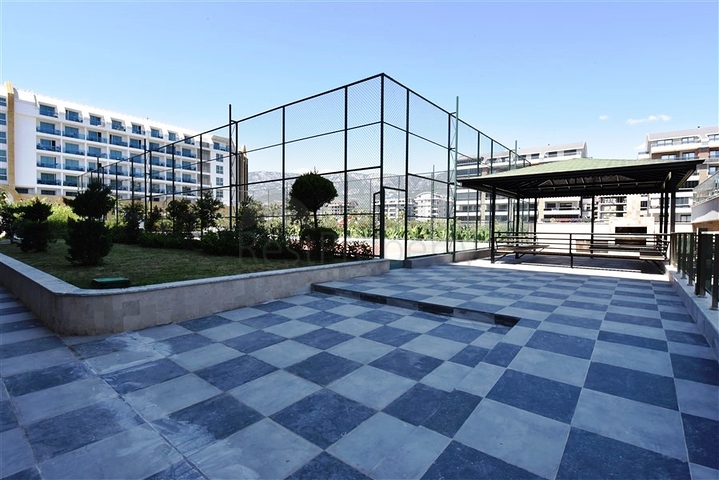 شقة 1 + 1 على بعد 200 متر من الشاطئ في منطقة كارجيجاك 