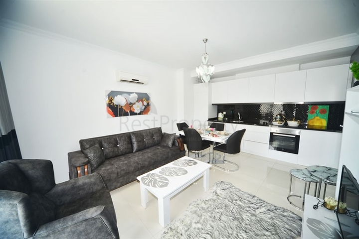 شقق للبيع في كاستل - غرفة وصالة ضمن مجمع يضم كافة الخدمات -كاستل / الانيا 