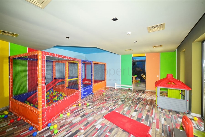 شقق للبيع في كاستل - غرفة وصالة ضمن مجمع يضم كافة الخدمات -كاستل / الانيا 