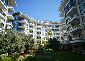 شقق للبيع في كاستل - غرفة وصالة ضمن مجمع يضم كافة الخدمات -كاستل / الانيا 