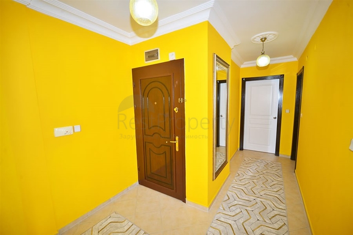 شقة واسعة - غرفتين وصالة مفروشة - في محمودلار / الانيا 