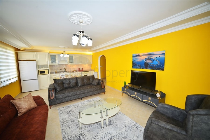 شقة واسعة - غرفتين وصالة مفروشة - في محمودلار / الانيا 