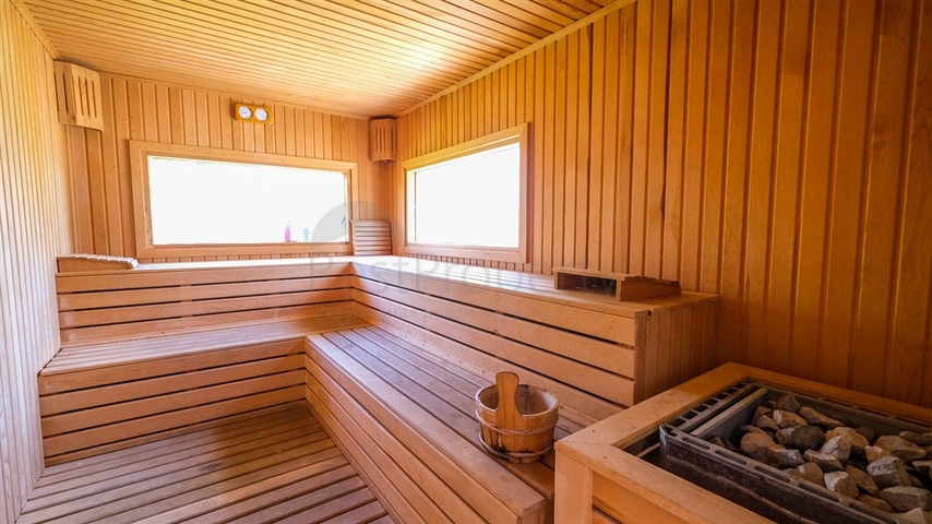 شقة غرفة وصالة -مفروشة -ضمن مجمع يضم كافة الخدمات - مهموتلار /الانيا 