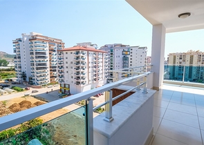 شقة غرفة وصالة -مفروشة -ضمن مجمع يضم كافة الخدمات - مهموتلار /الانيا 