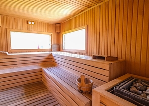 شقة غرفة وصالة -مفروشة -ضمن مجمع يضم كافة الخدمات - مهموتلار /الانيا 