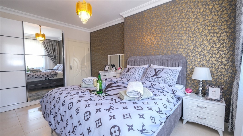 شقة غرفتين وصالة مفروشة - ضمن مجمع سكني -في محمودلار/ الانيا 