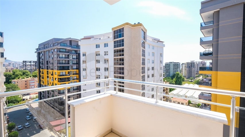 شقة غرفتين وصالة مفروشة - ضمن مجمع سكني -في محمودلار/ الانيا 