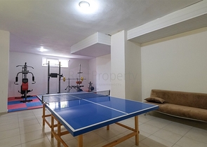 شقة غرفتين وصالة مفروشة - ضمن مجمع سكني -في محمودلار/ الانيا 