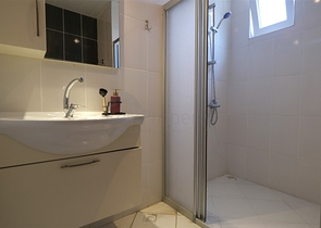 شقة غرفتين وصالة مفروشة - ضمن مجمع سكني -في محمودلار/ الانيا 