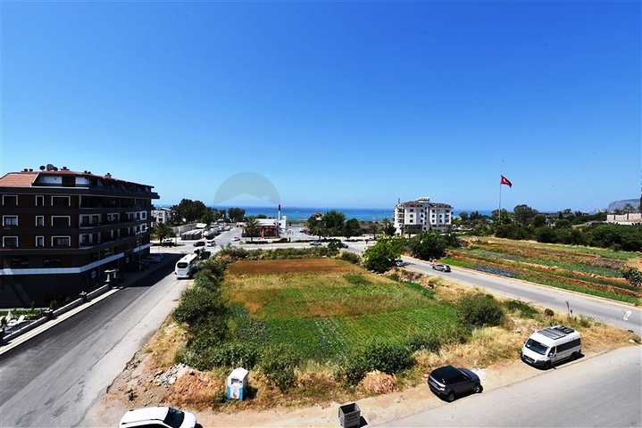 اطلالة بحر - دوبلكس غرفتين وصالة مفروشة - ضمن مجمع انيق - في كاستل / الانيا 