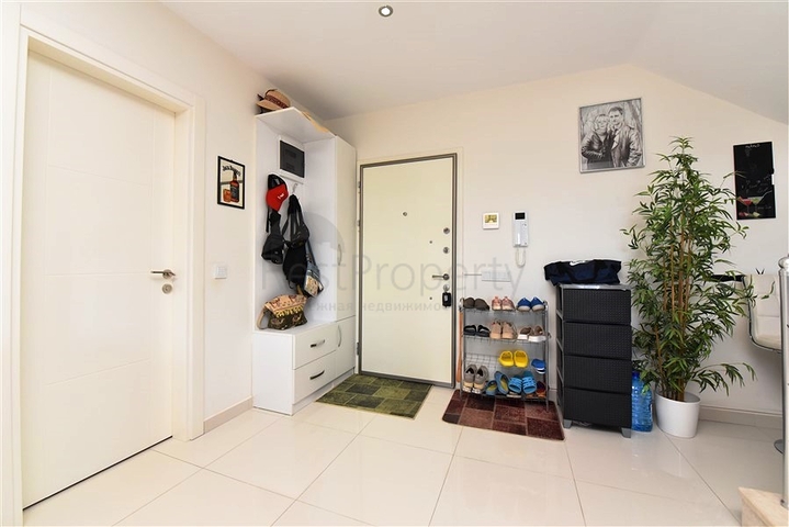 اطلالة بحر - دوبلكس غرفتين وصالة مفروشة - ضمن مجمع انيق - في كاستل / الانيا 