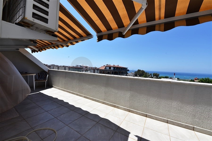 اطلالة بحر - دوبلكس غرفتين وصالة مفروشة - ضمن مجمع انيق - في كاستل / الانيا 