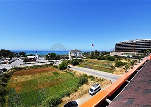 اطلالة بحر - دوبلكس غرفتين وصالة مفروشة - ضمن مجمع انيق - في كاستل / الانيا 