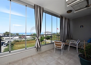 اطلالة بحر - دوبلكس غرفتين وصالة مفروشة - ضمن مجمع انيق - في كاستل / الانيا 