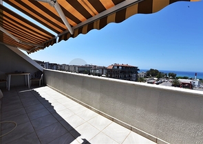 اطلالة بحر - دوبلكس غرفتين وصالة مفروشة - ضمن مجمع انيق - في كاستل / الانيا 