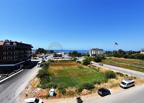 اطلالة بحر - دوبلكس غرفتين وصالة مفروشة - ضمن مجمع انيق - في كاستل / الانيا 