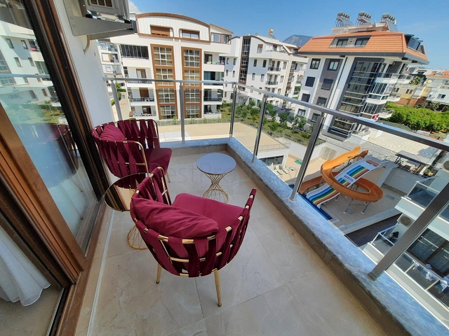 جانب المشفى الحكومي في الانيا - شقة 2 غرفة وصالة ضمن مجمع حديث في اوبا / الانيا 