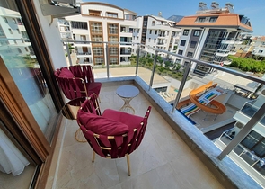 جانب المشفى الحكومي في الانيا - شقة 2 غرفة وصالة ضمن مجمع حديث في اوبا / الانيا 