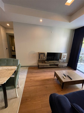 بجانب شاطئ كليوباترا -مجمع حديث - شقة غرفة وصالة -في مركز الانيا 