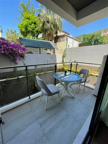 بجانب شاطئ كليوباترا -مجمع حديث - شقة غرفة وصالة -في مركز الانيا 