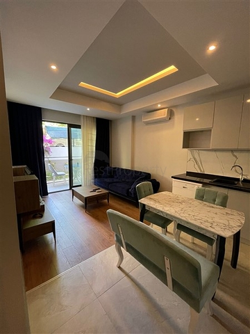 بجانب شاطئ كليوباترا -مجمع حديث - شقة غرفة وصالة -في مركز الانيا 