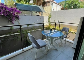 بجانب شاطئ كليوباترا -مجمع حديث - شقة غرفة وصالة -في مركز الانيا 