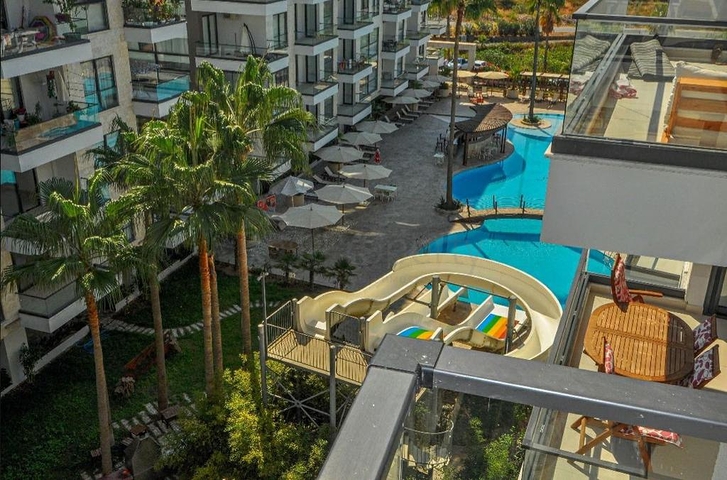 مجمع فاخر -شقة غرفة وصالة -مفروشة -في كاستل / الانيا 