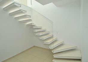 مجمع فاخر -شقة غرفة وصالة -مفروشة -في كاستل / الانيا 