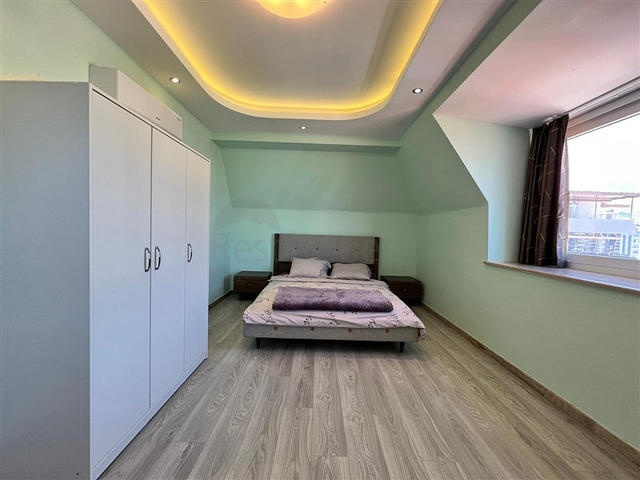 على شارع بارباروس - شقة غرفتين وصالة مفروشة - مجمع حديث - في محمودلار / الانيا 