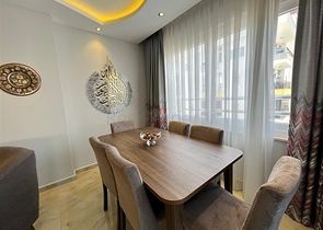 على شارع بارباروس - شقة غرفتين وصالة مفروشة - مجمع حديث - في محمودلار / الانيا 