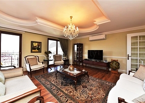 دوبلكس واسعة - 5 غرف وصالة - مفروشة - في موقع مميز - اوبا / الانيا 