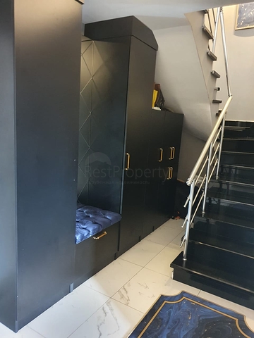 مجمع فاخر - شقة غرفة وصالة واسعة -مفروشة -في محمودلار / الانيا 