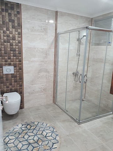 مجمع فاخر - شقة غرفة وصالة واسعة -مفروشة -في محمودلار / الانيا 