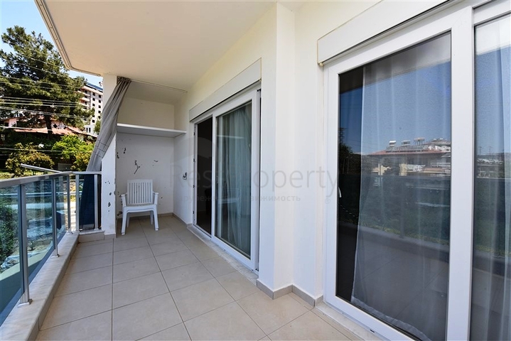 1 + 1 شقة للايجار 600 متر من البحر