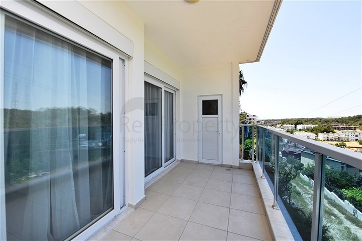 1 + 1 شقة للايجار 600 متر من البحر