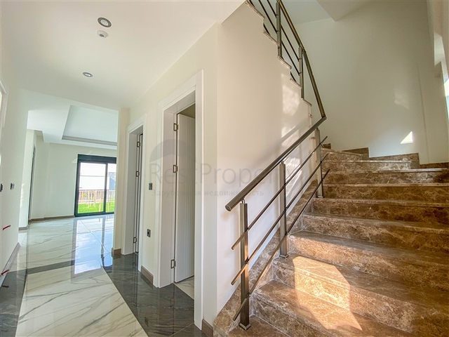 فلل في مجمع كارجيجاك الجديد