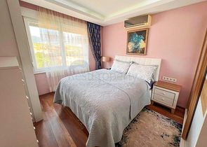 شقة غرفة وصالة - ضمن مجمع سكني - في منطقة كاستل الراقية / الانيا 