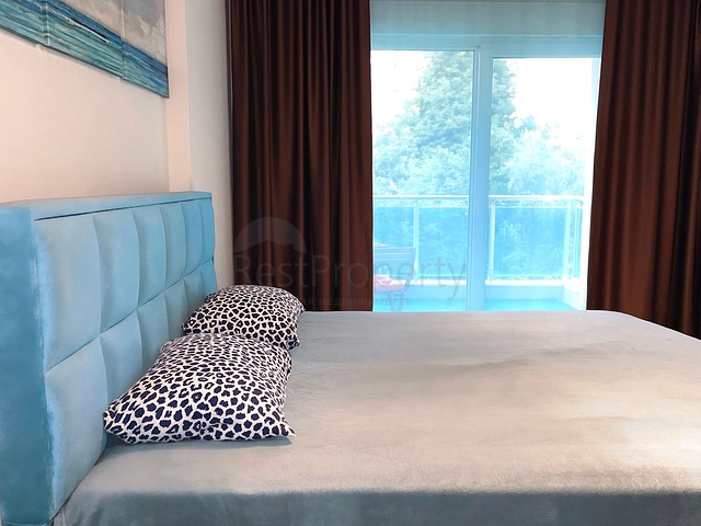 موقع مركزي - شقة غرفة وصالة مفروشة - ضمن مجمع سكني - في توسمور / الانيا 