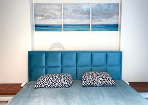 موقع مركزي - شقة غرفة وصالة مفروشة - ضمن مجمع سكني - في توسمور / الانيا 