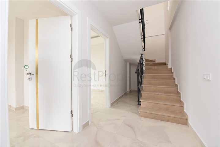 اطلالة بحر - دوبلكس غرفتين وصالة - مجمع جديد في كاستل / الانيا 