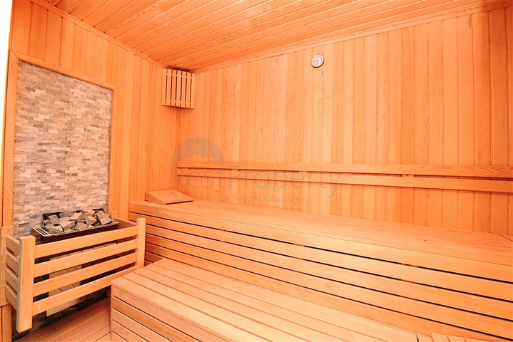 اطلالة بحر - دوبلكس غرفتين وصالة - مجمع جديد في كاستل / الانيا 