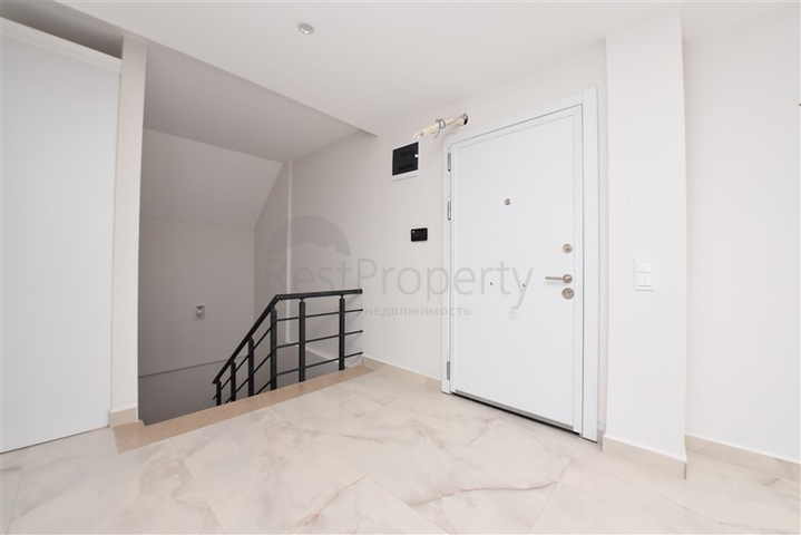 اطلالة بحر - دوبلكس غرفتين وصالة - مجمع جديد في كاستل / الانيا 