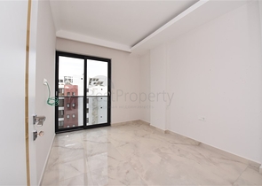 اطلالة بحر - دوبلكس غرفتين وصالة - مجمع جديد في كاستل / الانيا 