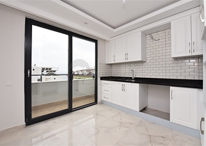 اطلالة بحر - دوبلكس غرفتين وصالة - مجمع جديد في كاستل / الانيا 