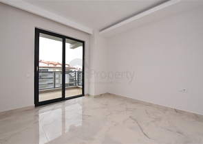 اطلالة بحر - دوبلكس غرفتين وصالة - مجمع جديد في كاستل / الانيا 