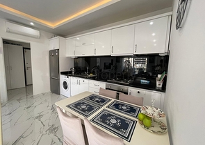 مجمع انيق - شقة غرفة وصالة مفروشة - في محمودلار / الانيا 