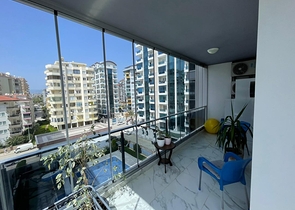 مجمع انيق - شقة غرفة وصالة مفروشة - في محمودلار / الانيا 