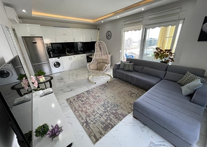 مجمع انيق - شقة غرفة وصالة مفروشة - في محمودلار / الانيا 