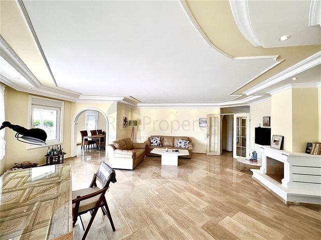 فيلا مستقلة - 3 غرف وصالة - مسبح مستقل - في كارجيجاك / الانيا 