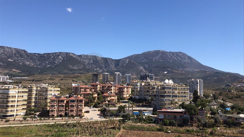 شقة غرفة وصالة - مفروشة - ضمن مجمع سكني في محمودلار / الانيا 